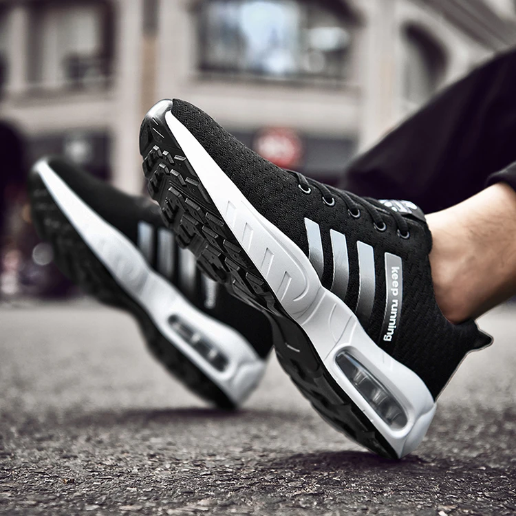 SNEAKERS (44)