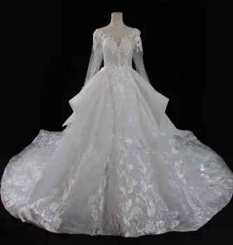 

Robe De Marier Manche Longue Gorgeous Queen Wedding Dress Vintage Ball Gown Lace Appliques Crystal Wedding Gown With Ruffles W78