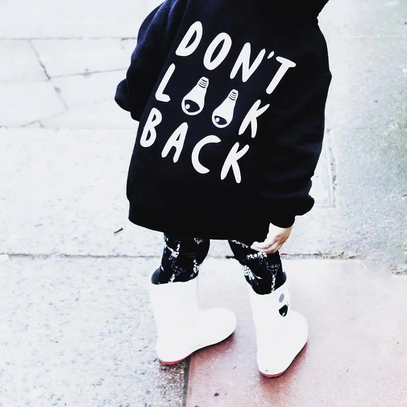 

Boys Long Sleeve Tops Child Don't Look Back Letter Print Hooded Black Top Toddler Girl Winter Clothes 1-5 Years Dropshipping