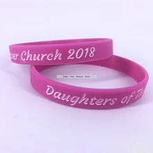 Изготовленный На Заказ силиконовый браслет deboss или emboss обеспечивает высочайшее качество и наиболее читаемые силиконовые браслеты