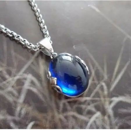 

Bangkok Thai Silver 925 sterling silver pendant handmade blue just send money Lady twisted piece chain