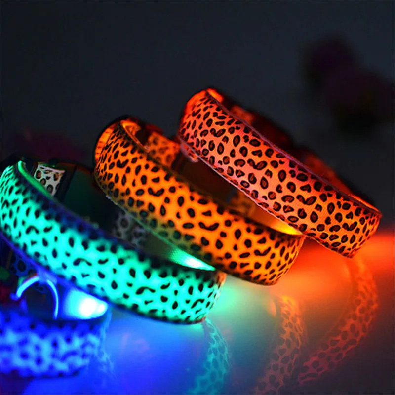 

LED Pet Dog Safety Collar Light Up Leopard Night Nylon LED Shining Adjustable Dog Collars Necklet Pet Supplies