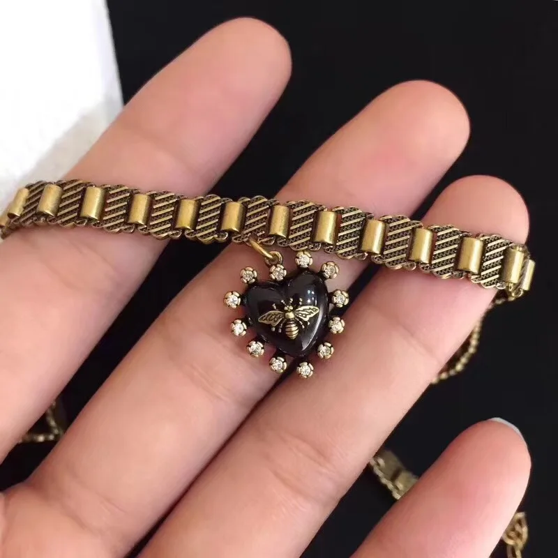 2018 new design flower bee choker for women vintage style copper jewelry retro heart love necklace luxury brand fashion jewelry 2018 new design flower bee choker for women vintage style copper jewelry retro heart love necklace luxury brand fashion jewelry