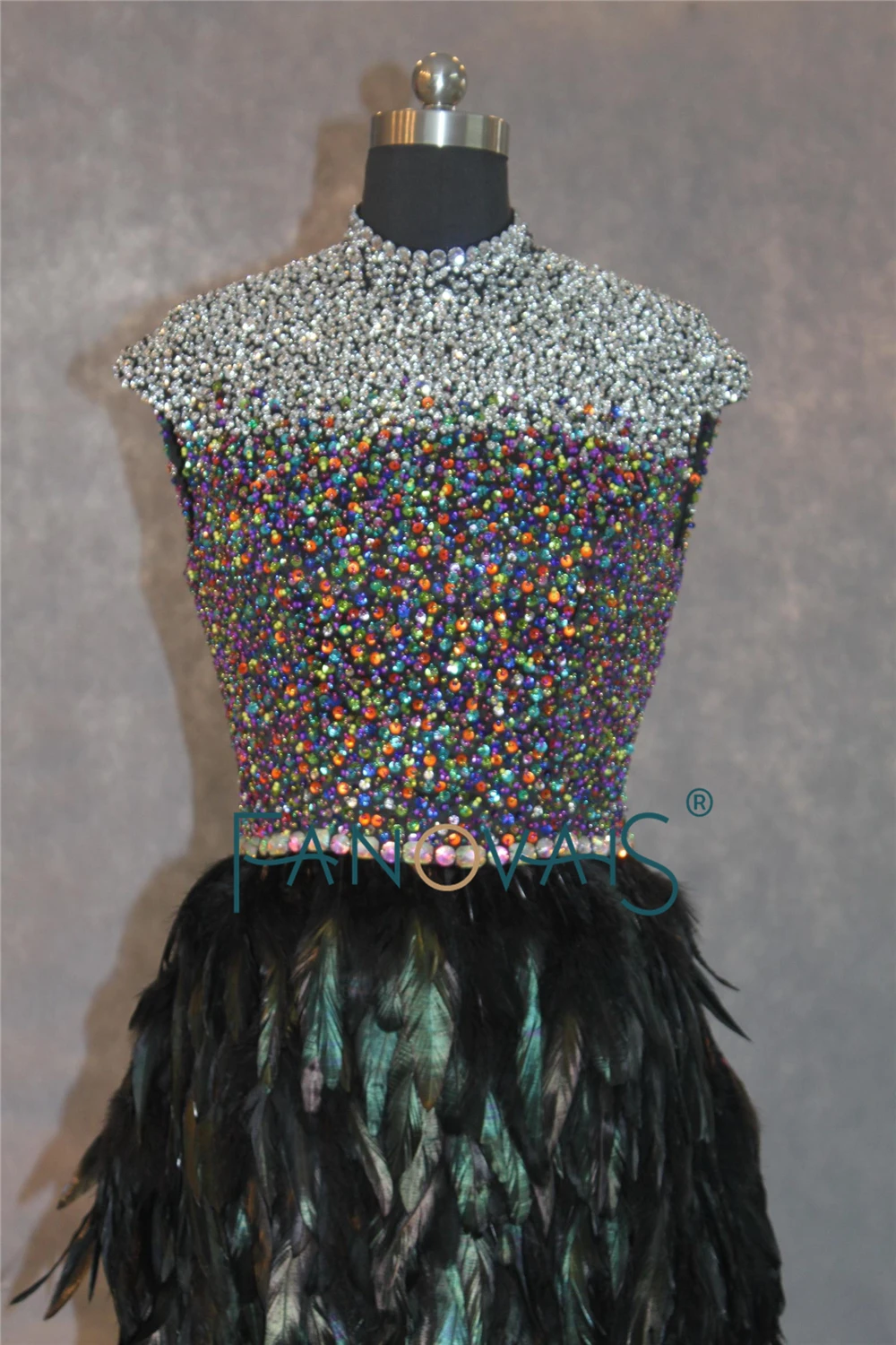 Настоящая фотография Высокая шея Черный Индивидуальный заказ Размеры Роскошные платье с перьями для выпускного вечера 2019 Bling коктейльное