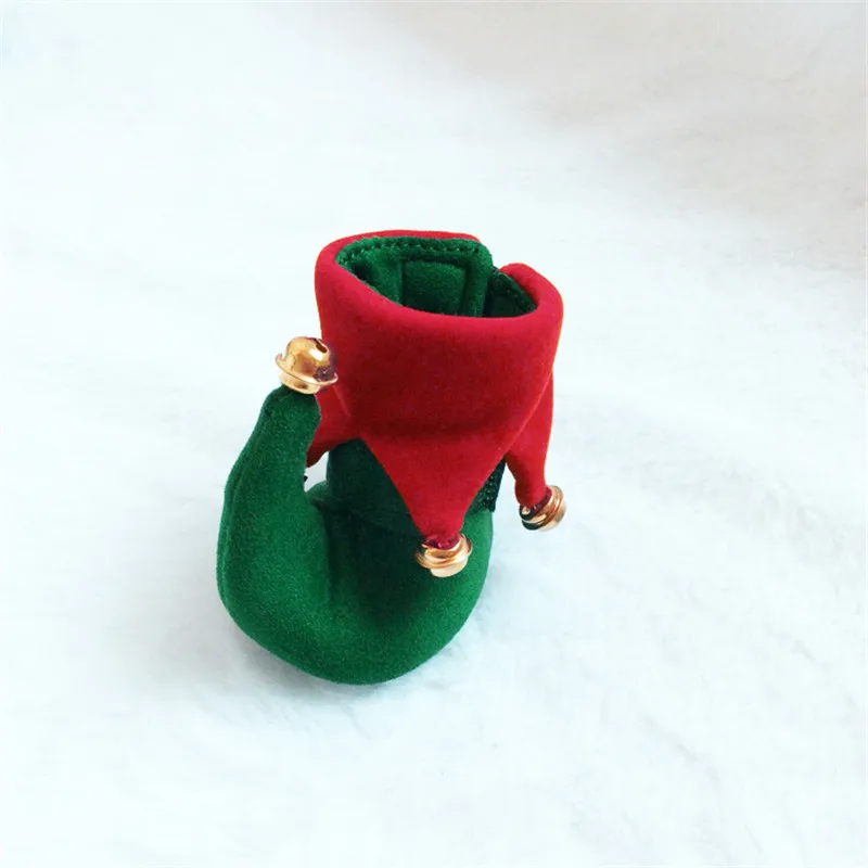 Christmas shoes dog (10)