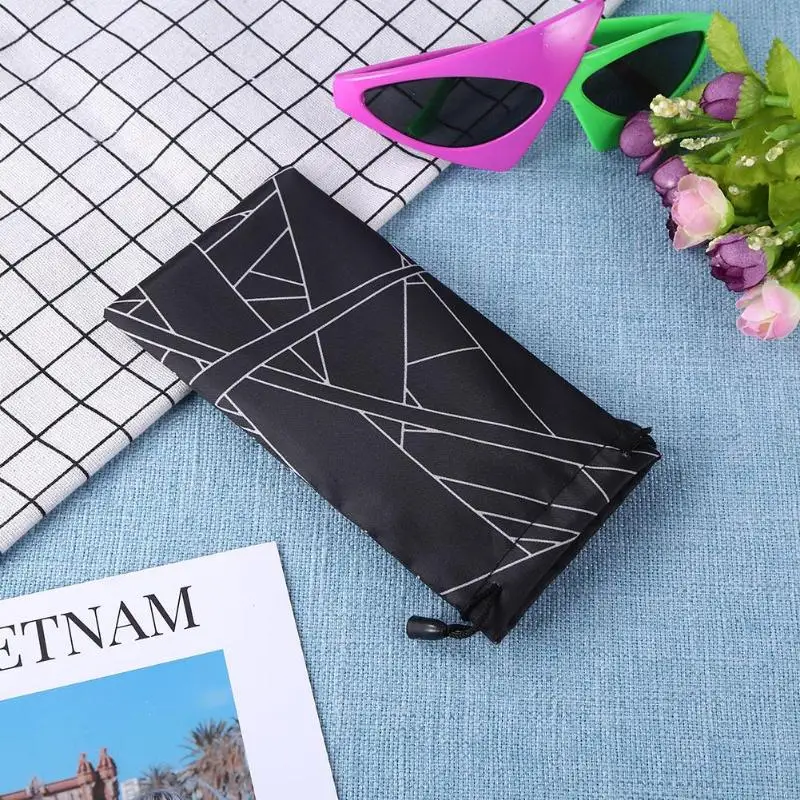 

Dustproof Eyeglasses Pouch Soft Cloth Glasses bag sunglasses case Waterproof Eyewear Accessories Speckle Solid 180mm*90mm*5mm