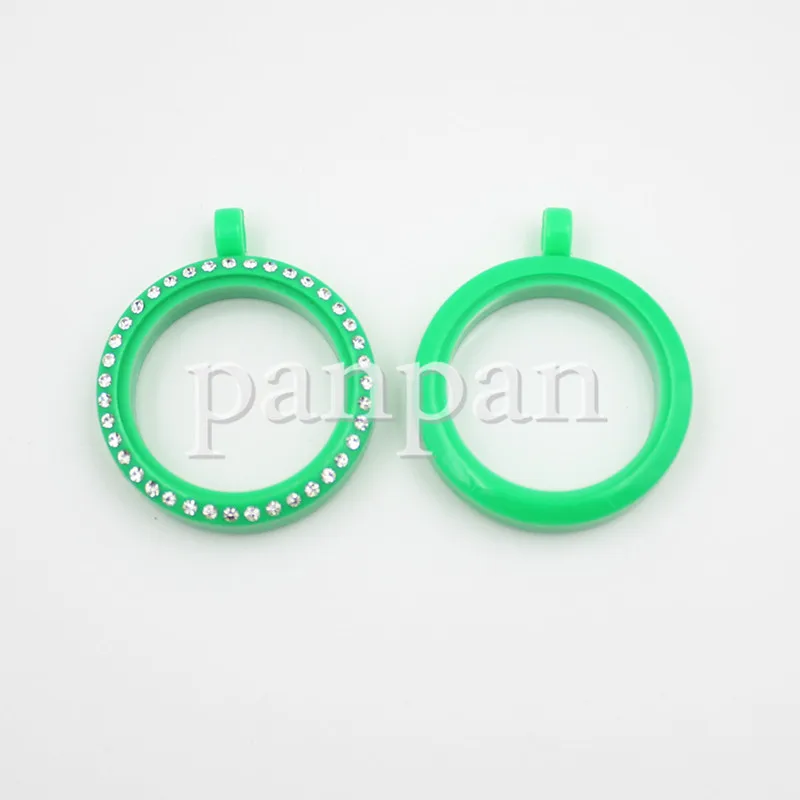 

Free Chain!! 30mm Magnetic Closure Greent Crystals/Plain Plastic Floating Locket Charm Locket