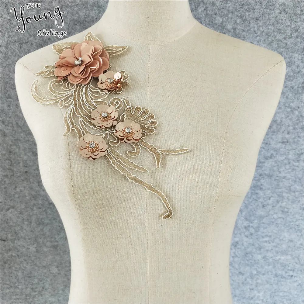 

1PCS Sequins Embroidery Collar Exquisite 3D Floral Embroidered Applique Lace Neckline Collar Garment Accessories sewing crafts