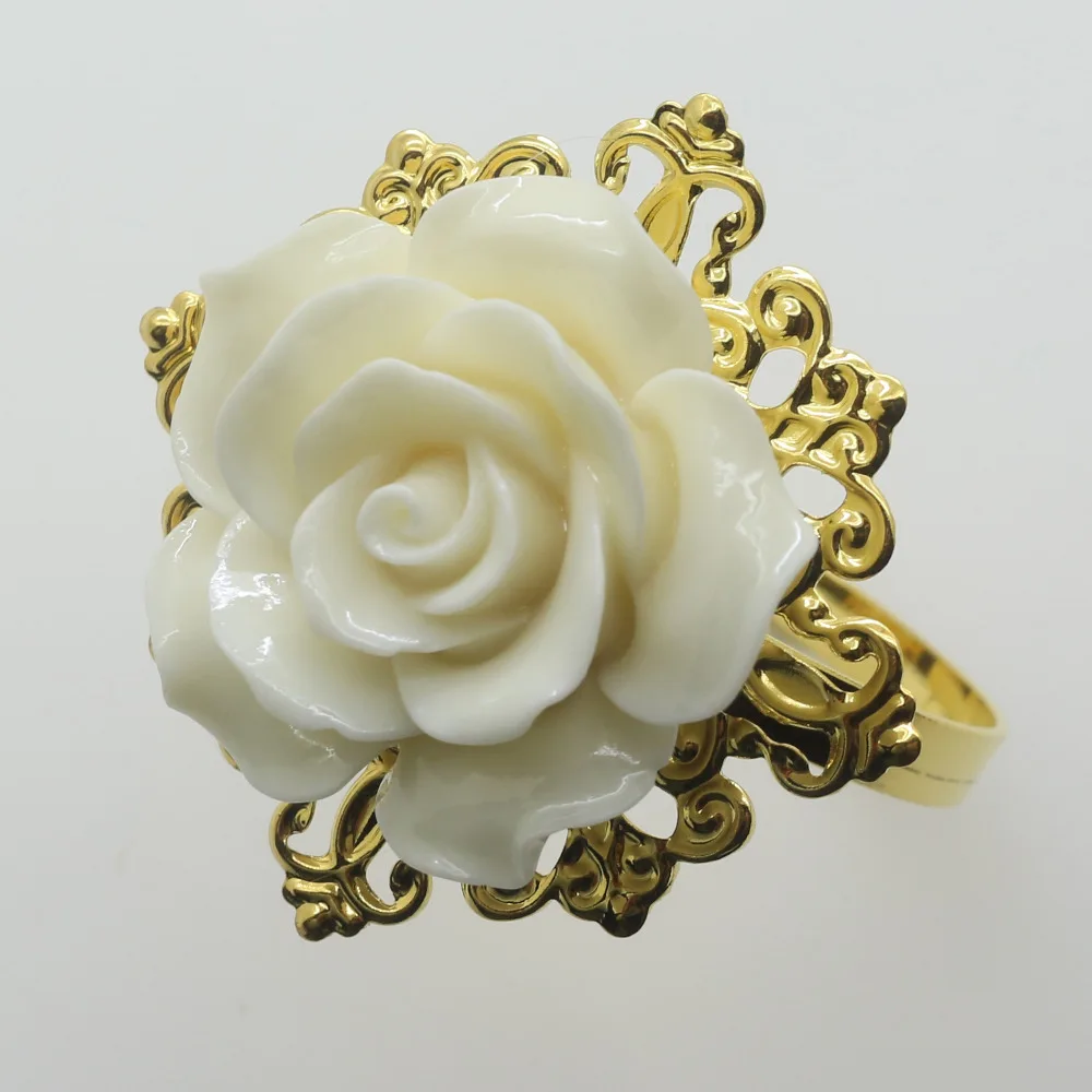 Fasion 2pc lvory Rose Decorative gold Napkin Rings Napkin Holder for
