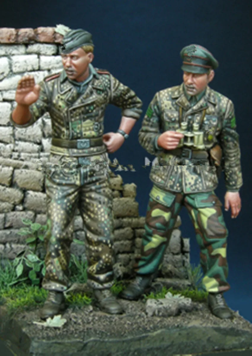 

1/35 Resin Figure Model Kit Unassambled Unpainted A81