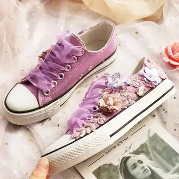 

Korean version of the new handmade custom flat shoes fashion wild three-dimensional flower lace canvas shoes trend student shoes