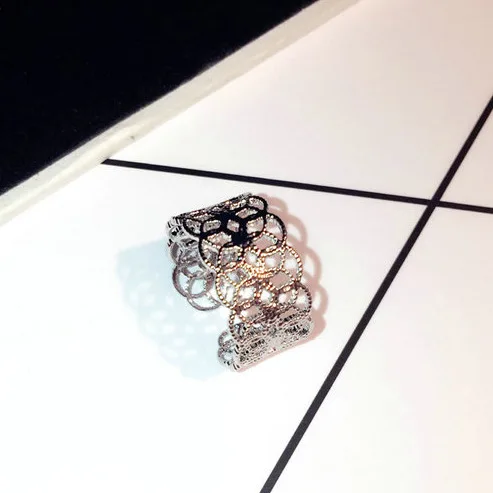 

Bilincolor trendy silver color hollow flower open adjustable party rings for women