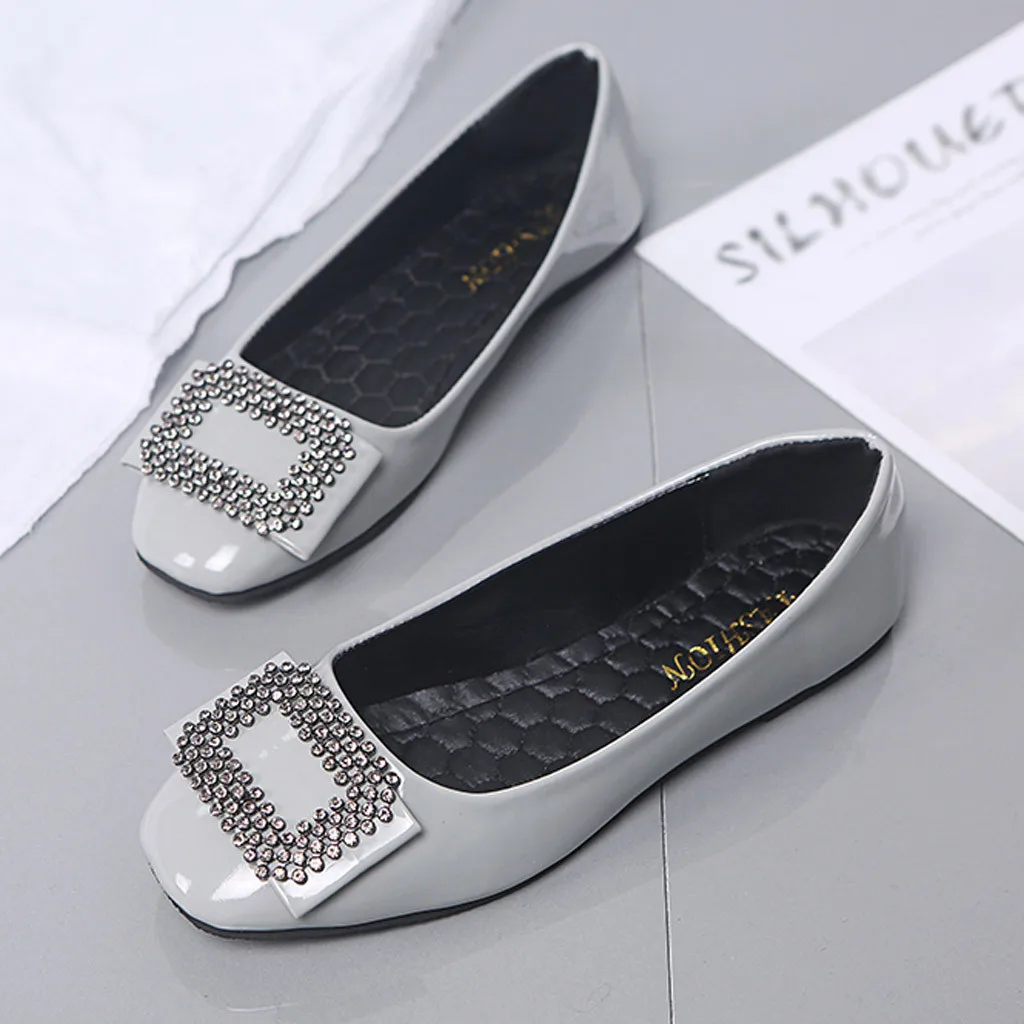 Flat Shoes Women Large Size Crystal Flats Fashion Slip On Casual Shoes Comfortable Loafers Women Flats