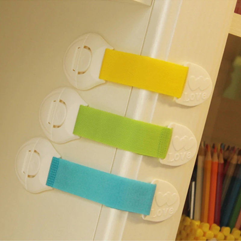 جديد 3 pcs قفل أمان للطفل الطفل حماية خزانة مجلس الوزراء درج الثلاجة المرحاض الشريط النسيج أقفال الأشرطة البلاستيك مزلاج