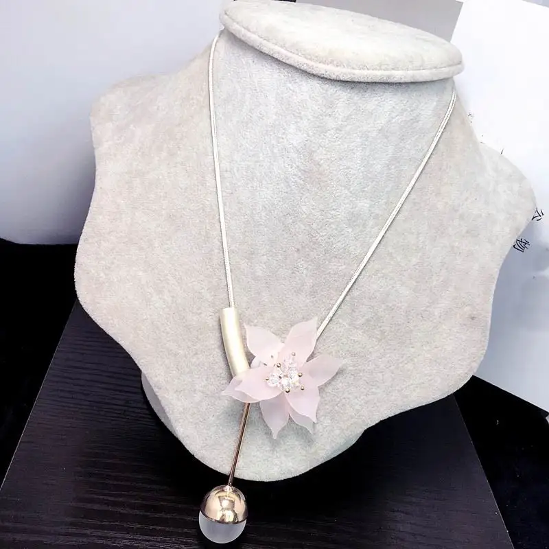 4436035648_2025361587