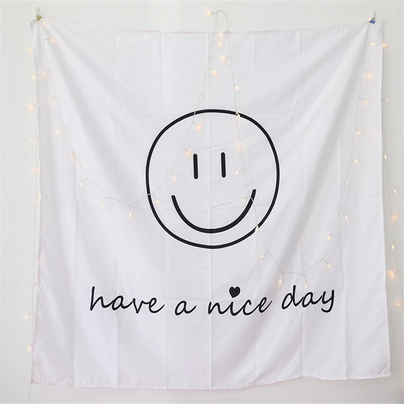 

The Smiley face Style Tapestry Simple White New Year Decoration Wall Hanging Microfiber Fabric Home Decor Drop Ship