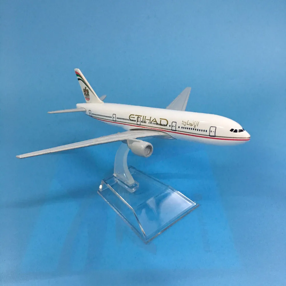 Модель самолета JASON TUTU из литого металла модель 1:400 16 см Etihad Боинг B777 игрушечный
