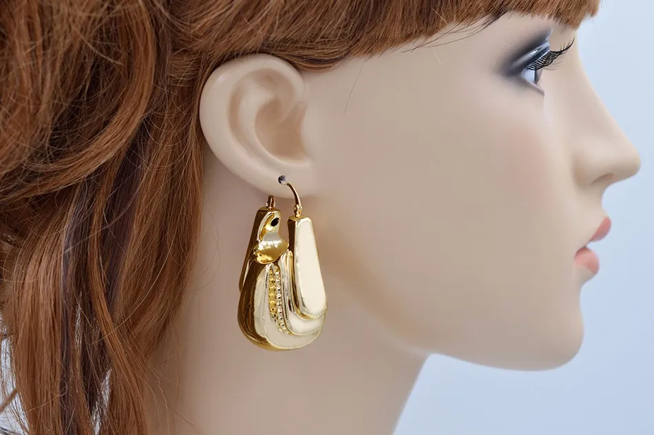Jewelry sets (4)
