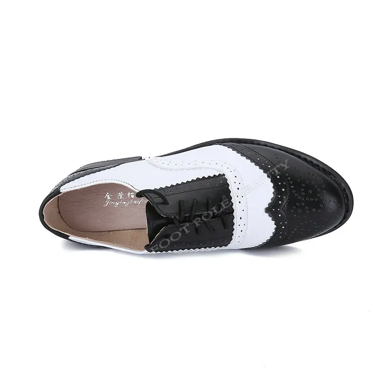Размер 33-47, новинка г. Винтажные черные/белые туфли-оксфорды из натуральной кожи с круглым носком женская обувь на плоской подошве со шнуровкой