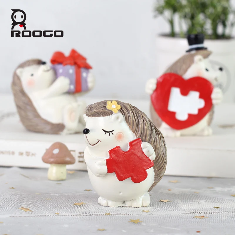 

Roogo home decoration accessories figurines creative cute little hedgehog animal table decoration lovers gifts for girlfriend