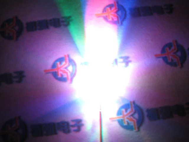 

Free shipping 20pcs Flash 5MM LED light / super bright / colorful flash / LED / light-emitting diodes