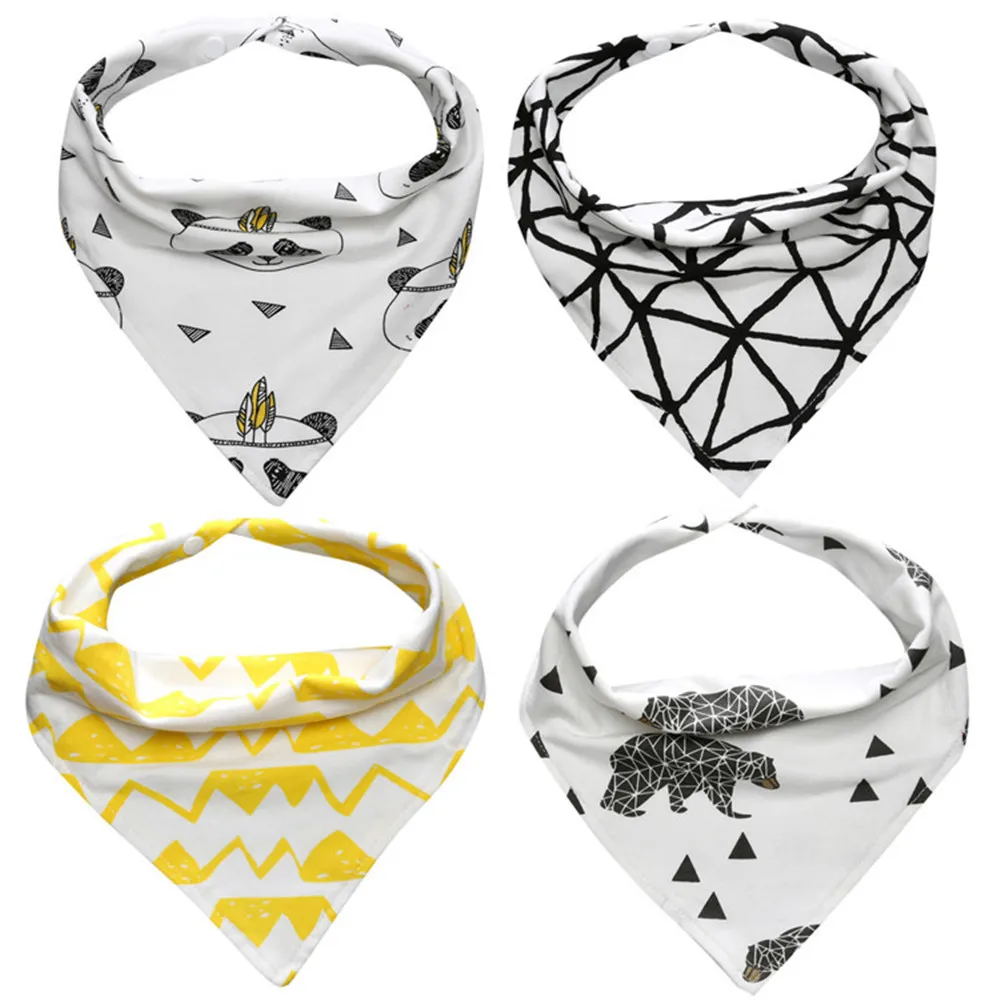 2017 New Baby Kids Cotton Triangle Bandana Bibs Cute Animal eeding