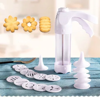 

Cake Decoration Nozzles Pastry Icing Piping Syringe Gun Set Food Grade Plastic,Cookie Presses Sets,Biscuit Maker,bakeware