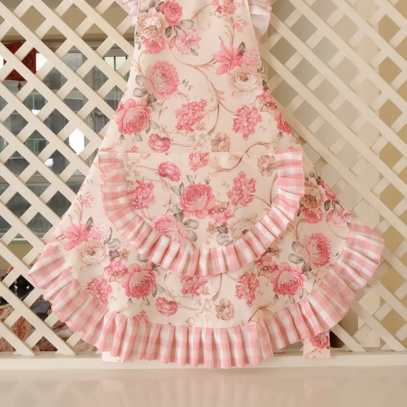 Cute Bib Apron for woman home kitchen apron Korean wave lace apron Cooking Kitchen Restaurant Bib Apron With Pocket