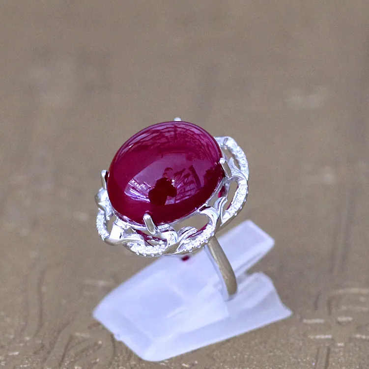 

The character of silver on the new women's special offer new aesthetic red corundum ring new explosion