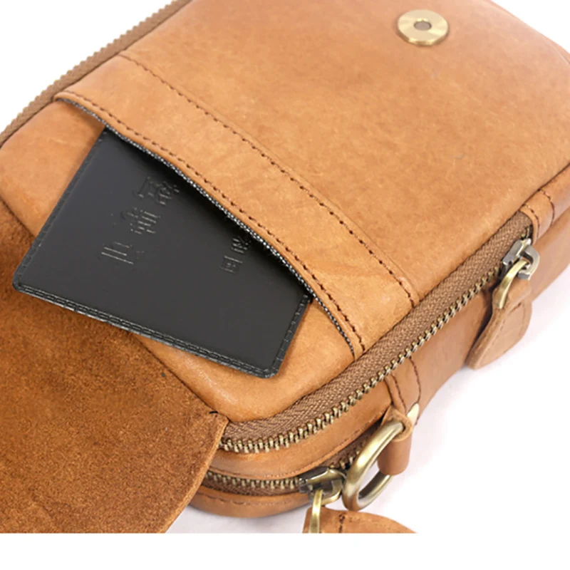 AETOO Leather retro pockets sports shoulder bag casual messenger bag mini men's leather small bag