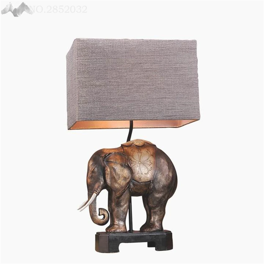 JW Southeast Asian Vintage Resin Elephant Desk Light Retro Table Lamp