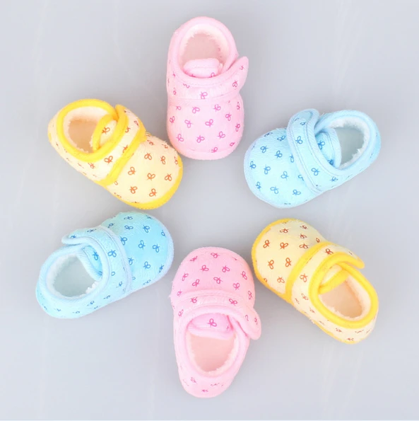 

New Cotton Soft Fleece Print Bow Baby Shoes Winter Warm Baby Shoes Anti Slip Baby First Walkers Free Shipping