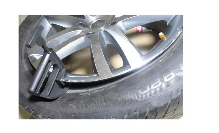 tire repair tool