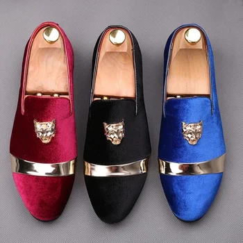 LOUBUTEN New Fashion Gold Cross Bar Decorative Men Velvet Dress Shoes Italian Men Loafers Handmade Slip Ons Men's Smoking Flats
LOUBUTEN New Fashion Gold Cross Bar Decorative Men Velvet Dress Shoes Italian Men Loafers Handmade Slip Ons Men's Smoking Flats