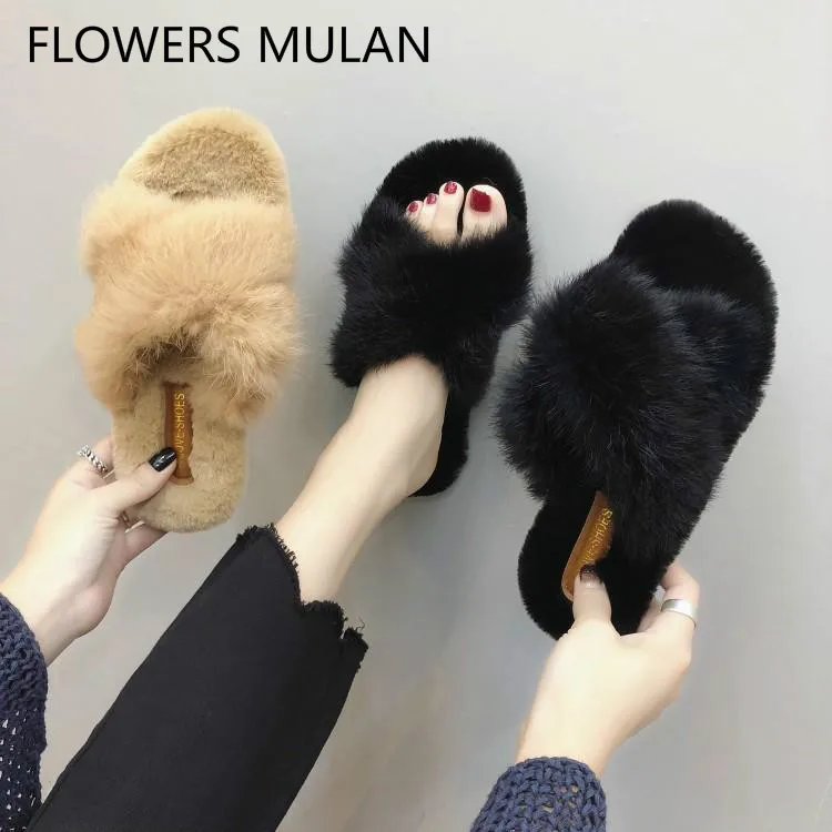 

Luxury Fur Cross Buckle Women Flats Peep Toe Slip On Soft Rubber Heels Shoes Woman Fashion Brand Designer Slides Outdoor Slipper
