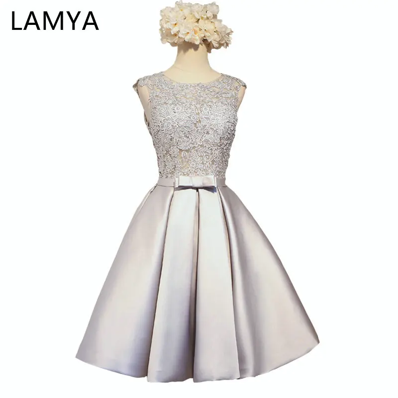 

LAMYA 2019 Newest Short A Line Sliver Satin Prom Dresses Sexy Lace V Back Party Evening Dresses Vestido De Festa