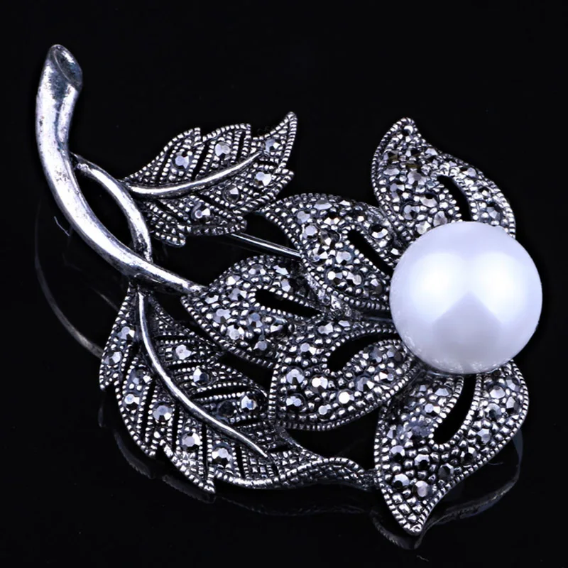 Vintage White Pearl Brooch Fine Bridal jewelry Antique silver