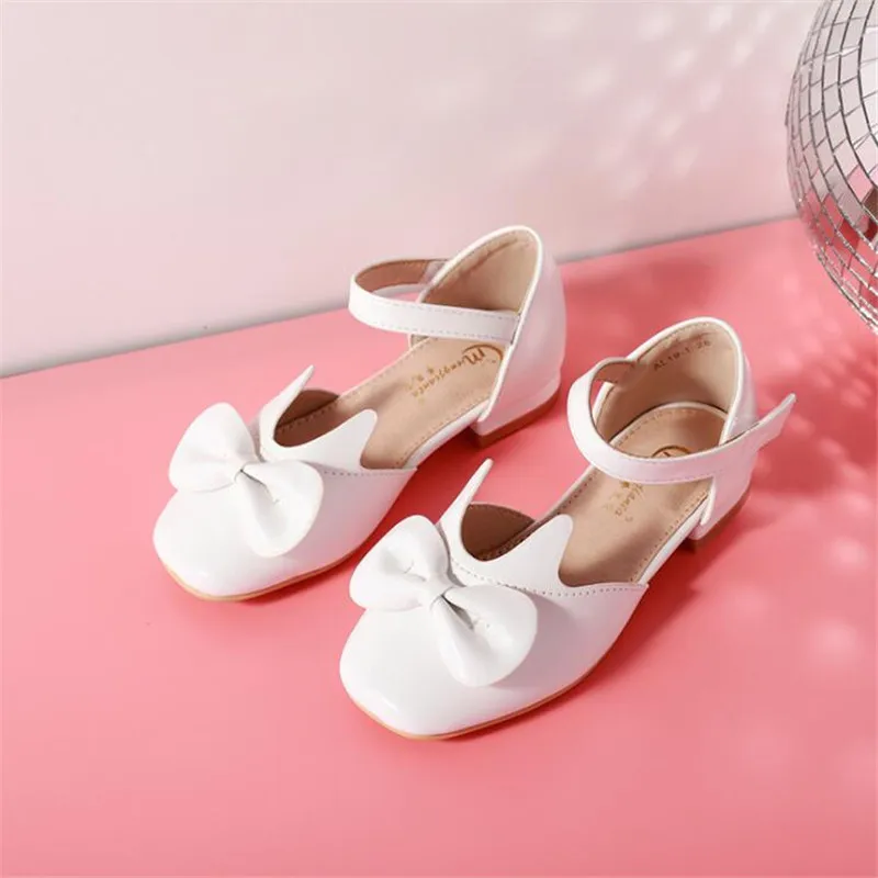 

Children's shoes new 2019 summer fashion bow girls sandals sweet flowers princess Single shoes