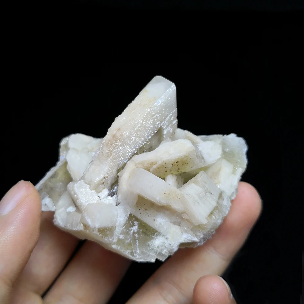 

195g NEW NATURAL white Barite Crystal RARE ORE UNIQUE MINERAL B10-56H
