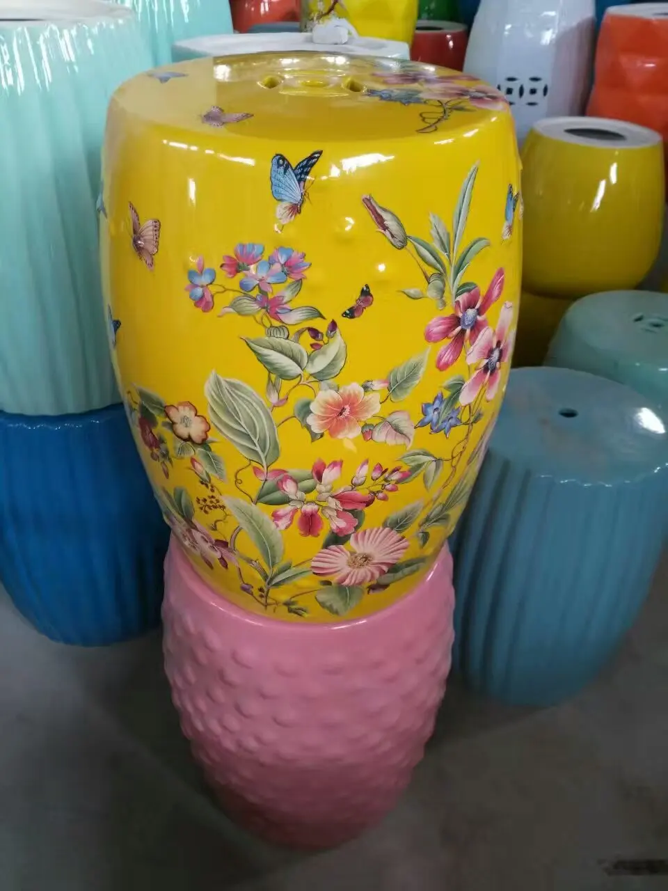 Yellow butterfly Porcelain Jindezhen bathroom dressing ceramic garden stool Chinese ceramic drum stool yellow stool (1)