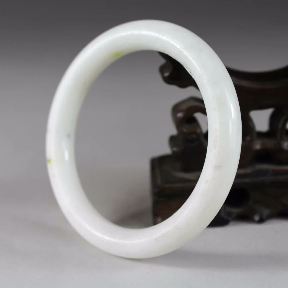 

Chinese manual fine grinding jade bracelets, exquisite bangle style Fine jewe Noble 100% Natural jade