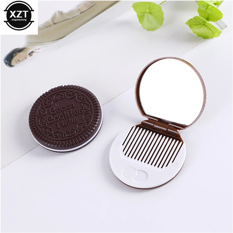 1pcs Mini Pocket Makeup Chocolate Cookie Biscuits Compact Mirror With Comb Cute Foldable newest