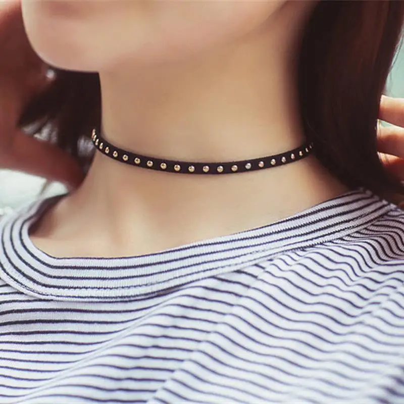 1Pcs Faux Leather Choker Fashion Personality Rivet Necklace Vintage