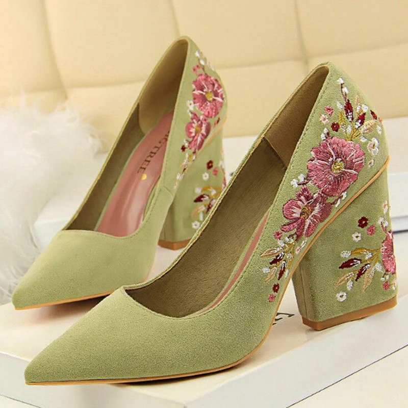 retro wedding shoes