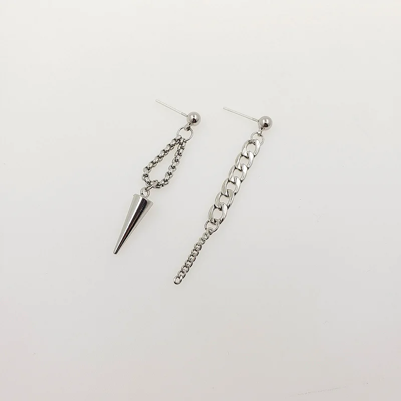 

WTLTC Steampunk Asymmetric Spike Dangle Earrings for Women Drop Link Chain Earrings Punk Inspired Long Earrings Funky Jewelry