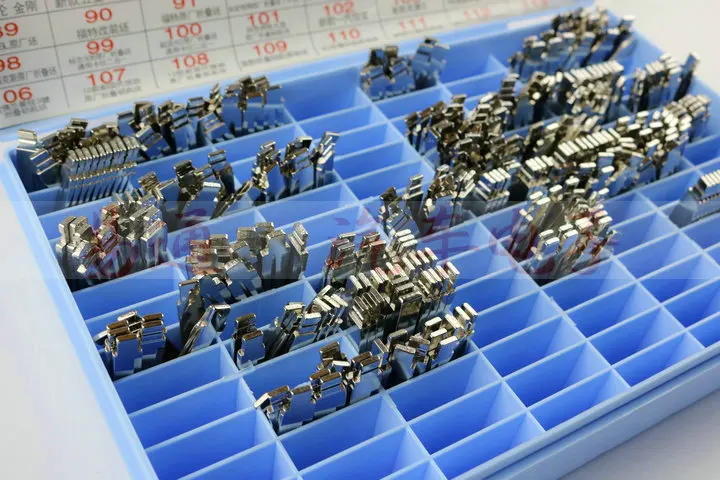

Regular Full Cars 130 Types x 5pcs Folding key blade Car key embryo replacing the key head Remote Key Blade Original Slot