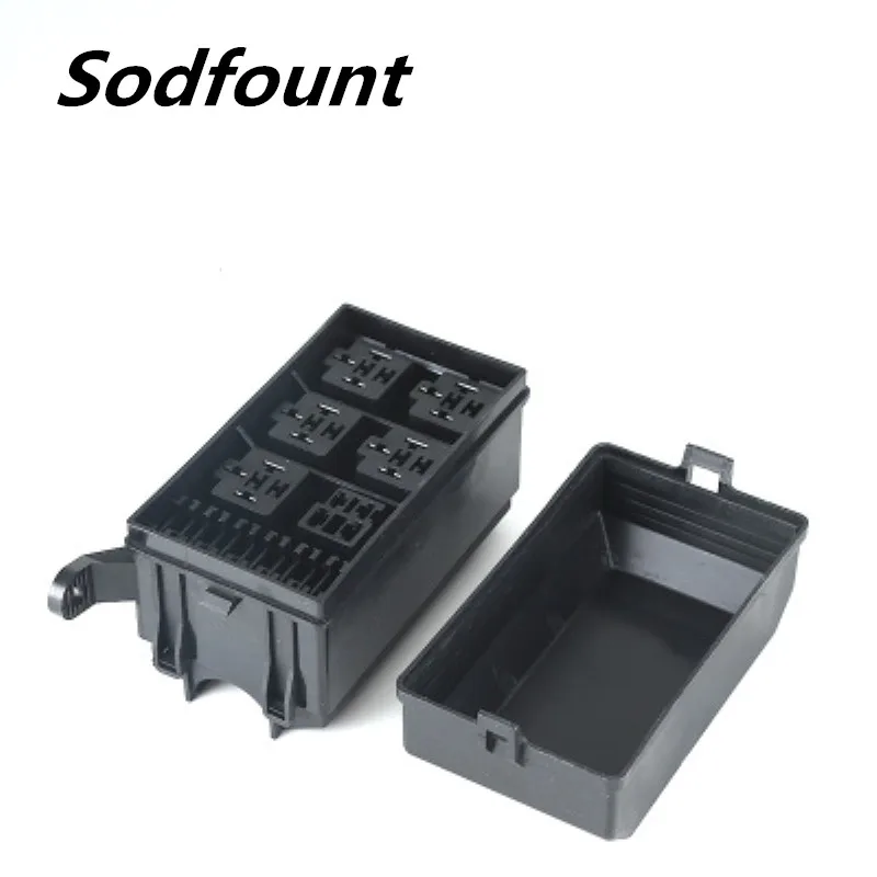 

Car MR6370-3722270 multi-channel fuse box 6-way relay with fuse base