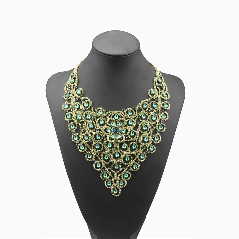 

YFJEWENew Arrival Top Quality Water Drop Zinc Alloy Austrian Crystal Necklace/Drop Earrings Jewelry Sets Dress Accessories N115