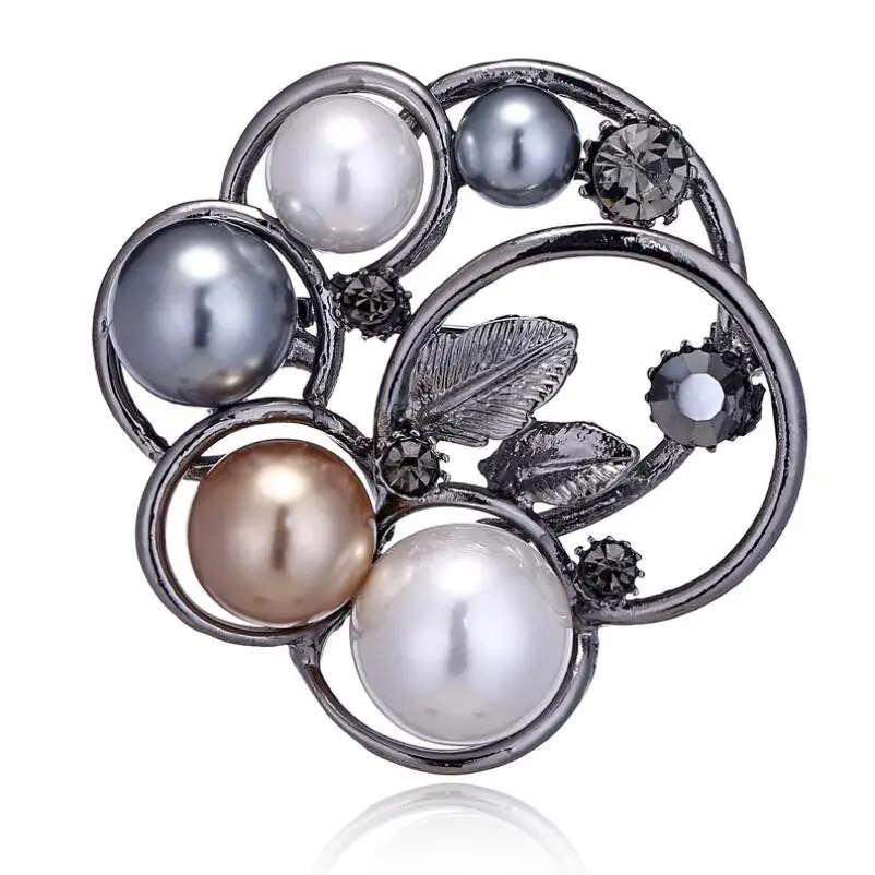 

New Hot Pearl Rhinestone Pins Badge Brooch For Women Fashion Jewelry Accessories Retro Boutonniere Scarf Buckle Broszka AZ77