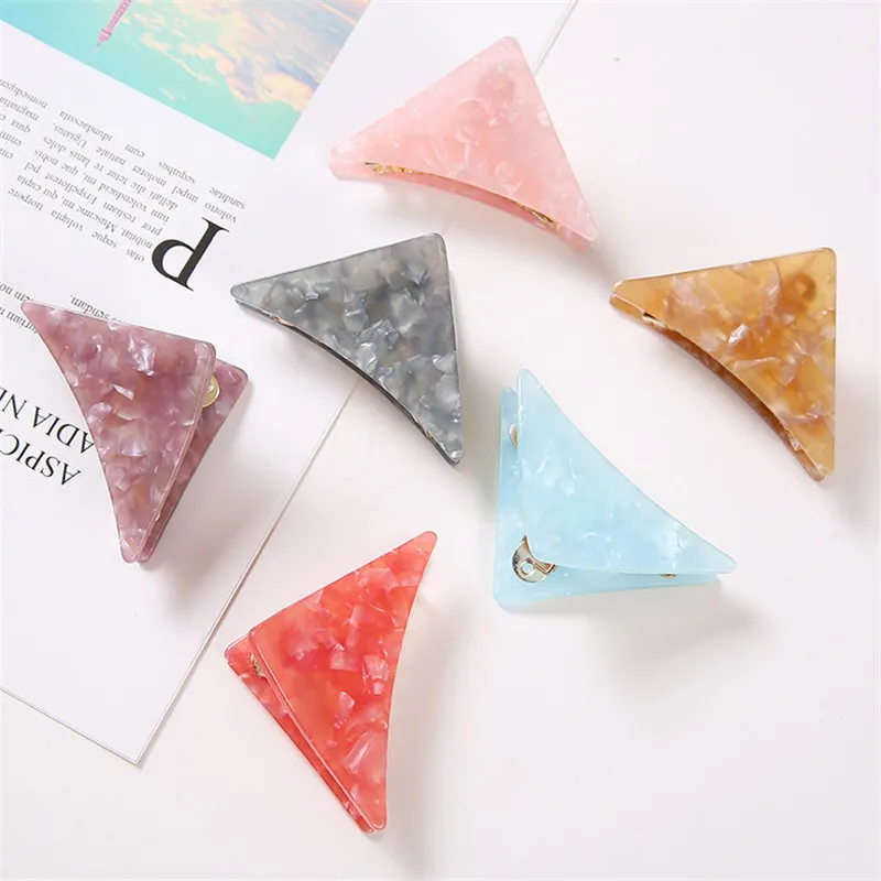 

2019 New Arrival Hair Dress For Women Hair Claw Clips Crab Triangle Heart Shaped Crystal Hair Clips Hair Accessories For Women